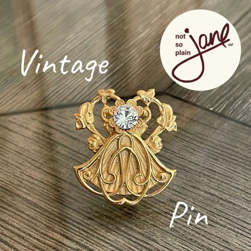Vintage “Jane” Davis 1998 AOL Art Deco Divine Symbol Brooch Crystal Accent Angel